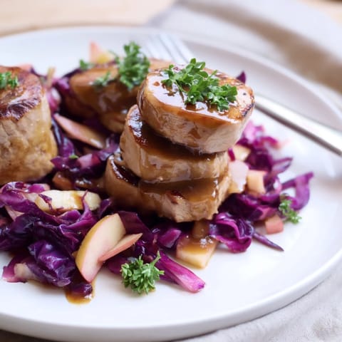 Honig-Glasiertes Schweinefilet Rotkohl